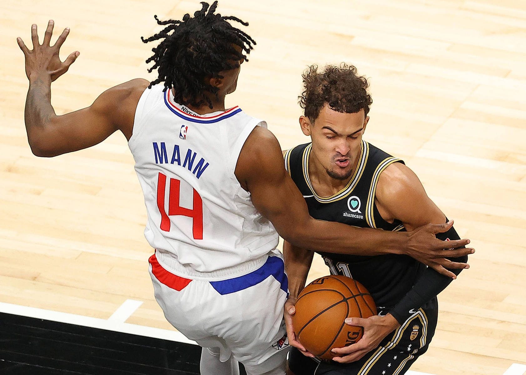 AYX SPORTS阿扎伦卡关键节点逆转，IG带队取胜！(阿扎伦卡巅峰时期)